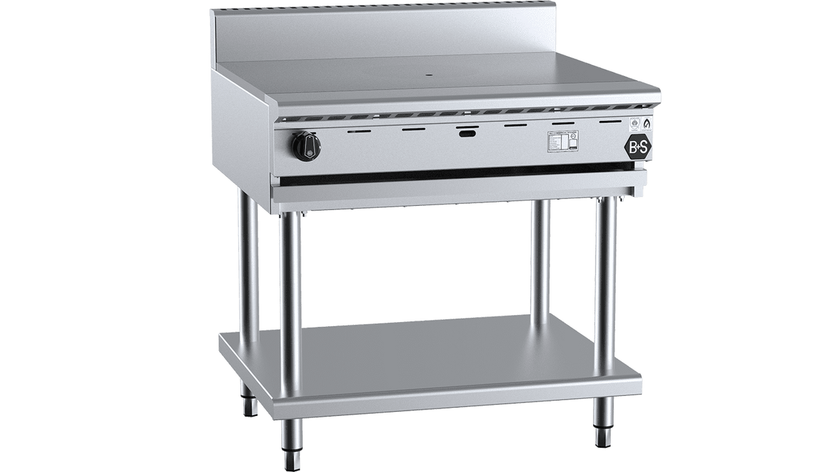 B+S Black 900mm Target Top On Stand