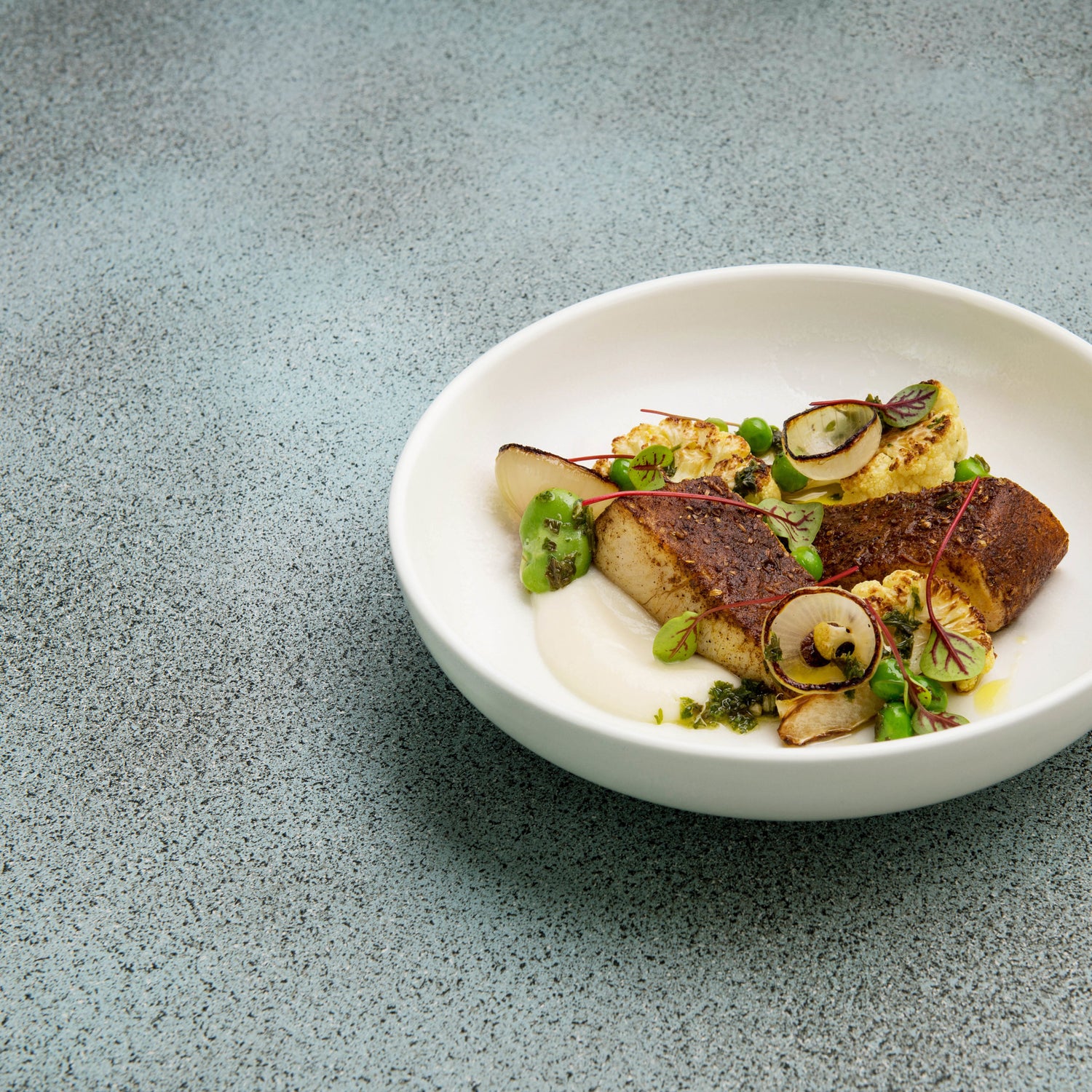 Moda Porcelain Snow Round Share Bowl 250mm