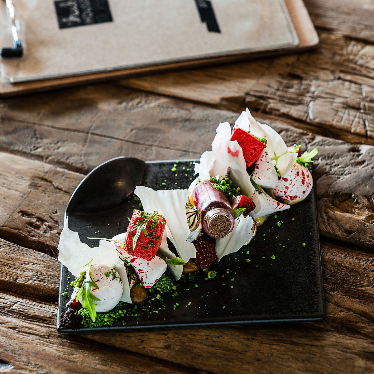 Zuma Charcoal Plate - Slate