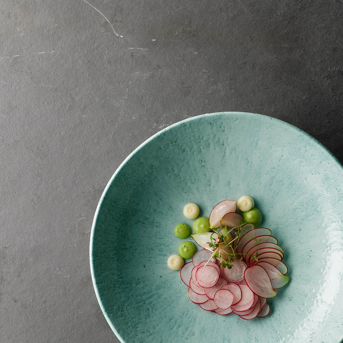 Aquamarine Stone Round Coupe Bowl